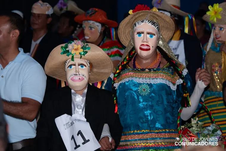 Masaya celebra con derroche el Baile del Viejo y la Vieja