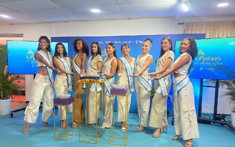 Presentan coronas y premios que otorgarán la Reina y Princesas Nicaragua